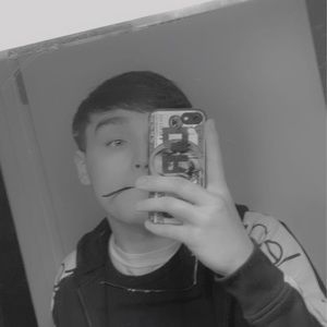 Meet your Posher, Devin